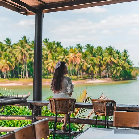 Devi Kampot Resort At Phum Kampot Exterior photo