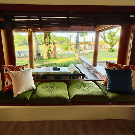 Devi Kampot Resort At Phum Kampot Exterior photo